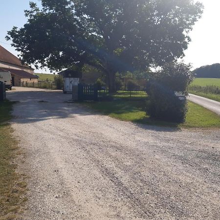 Ferme Des Champs 호텔 Vrécourt 외부 사진